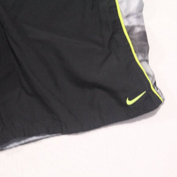 Nike Men Black Board Shorts Active Casual Beach Summer Size Large - Picture 3 of 10